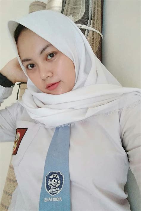 video viral ngentot|Ngentot Rebecca Siswi SMA Bandung viral Pakai Baju Jilbab。